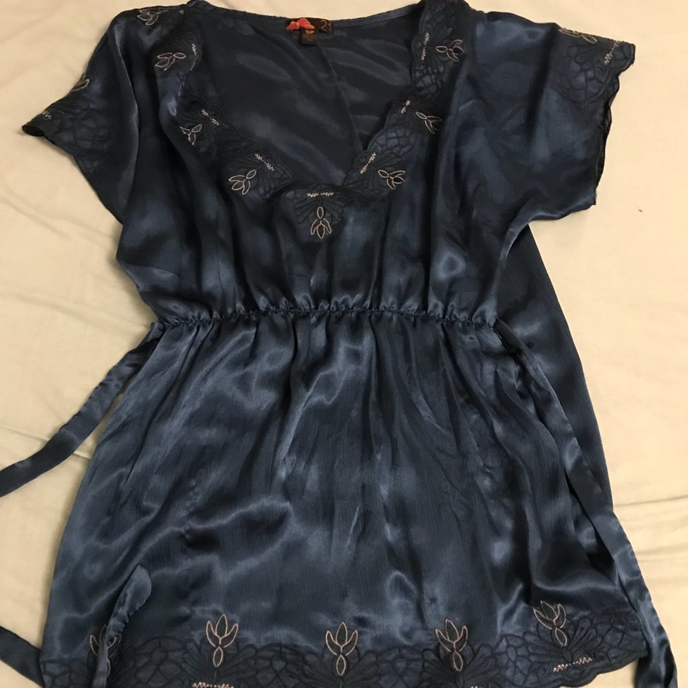 Floral detailing teal blouse size small